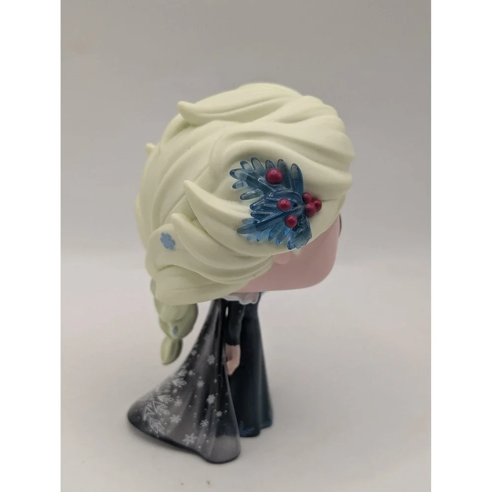 Funko Pop Disney Frozen Olafs Frozen Adventure Elsa Vinyl Figure 461 Holiday‎